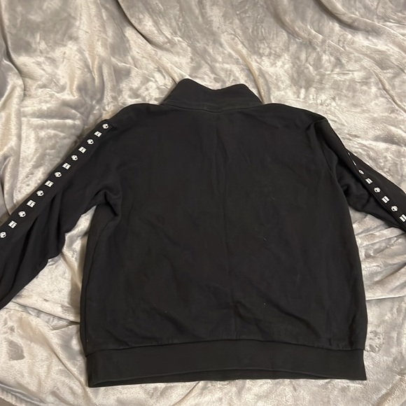 VS PINK Half zip! Somewhat Worn but still is great condition - Picture 2 of 3